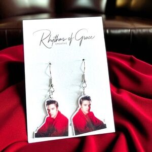 Rock Your Style: Elvis Presley Dangle Earrings – Iconic Vibes in Every Pair! 🎸